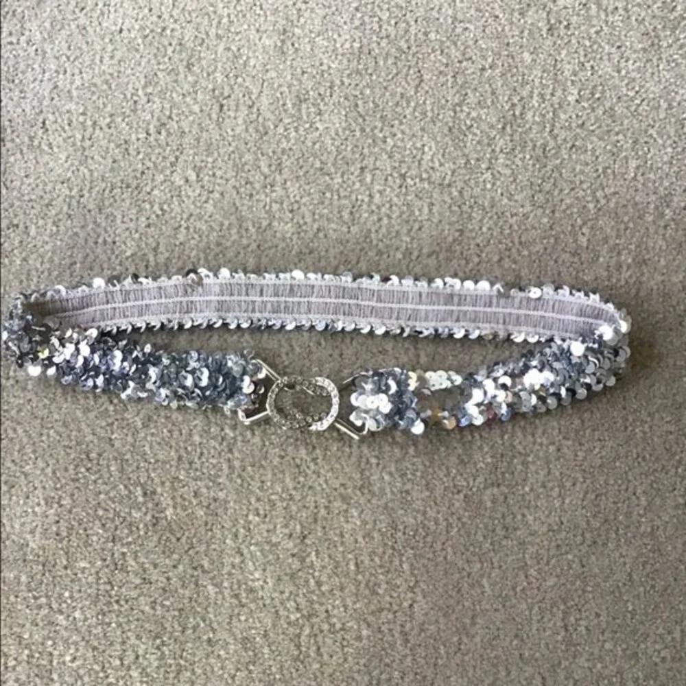 Stretchy Silver Sequined Kid’s Belt